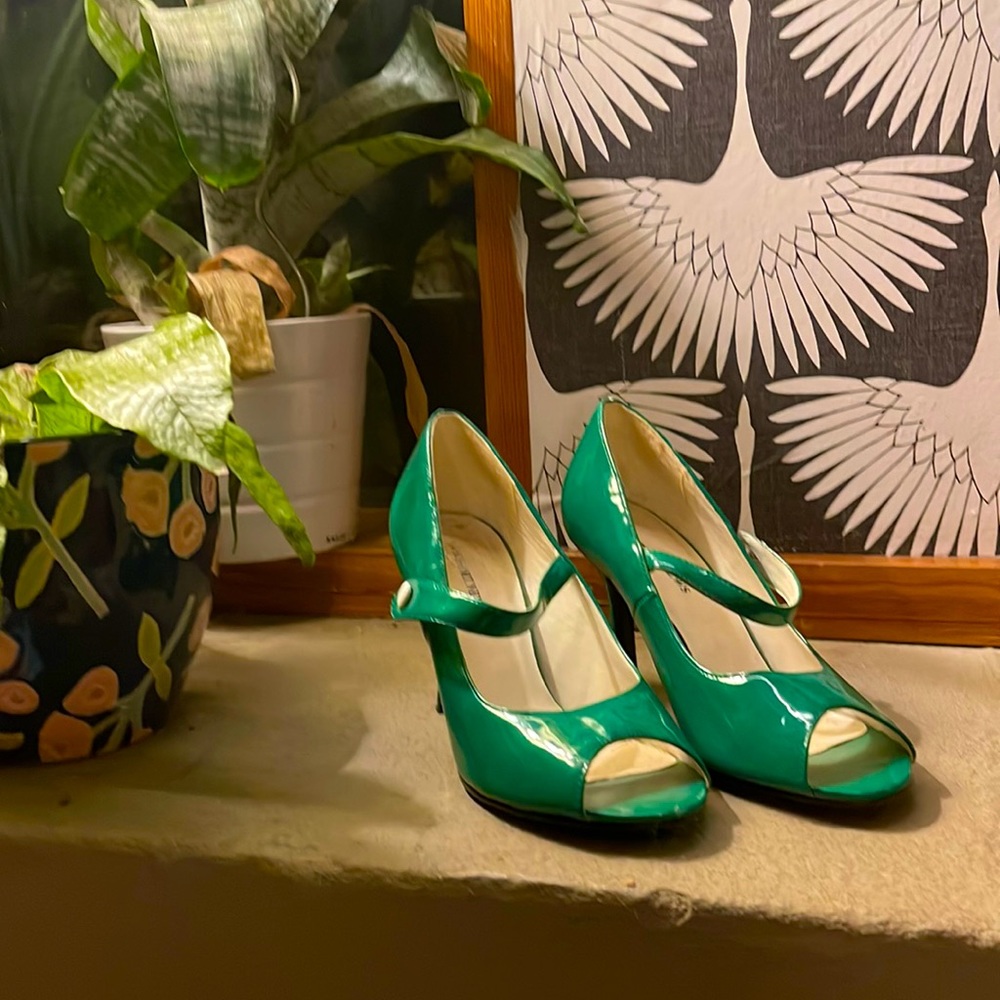 Green PVC heels in vintage style